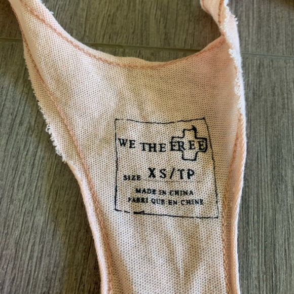 Free People Pink Long Shirt Top Blouse XS. M - Picture 8 of 8